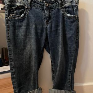 denim capris from wallflower vintage.